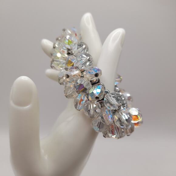 Vintage Aurora Borealis Crystal Cha-Cha Stretch Bracelet 10mm Beads - Picture 1 of 10
